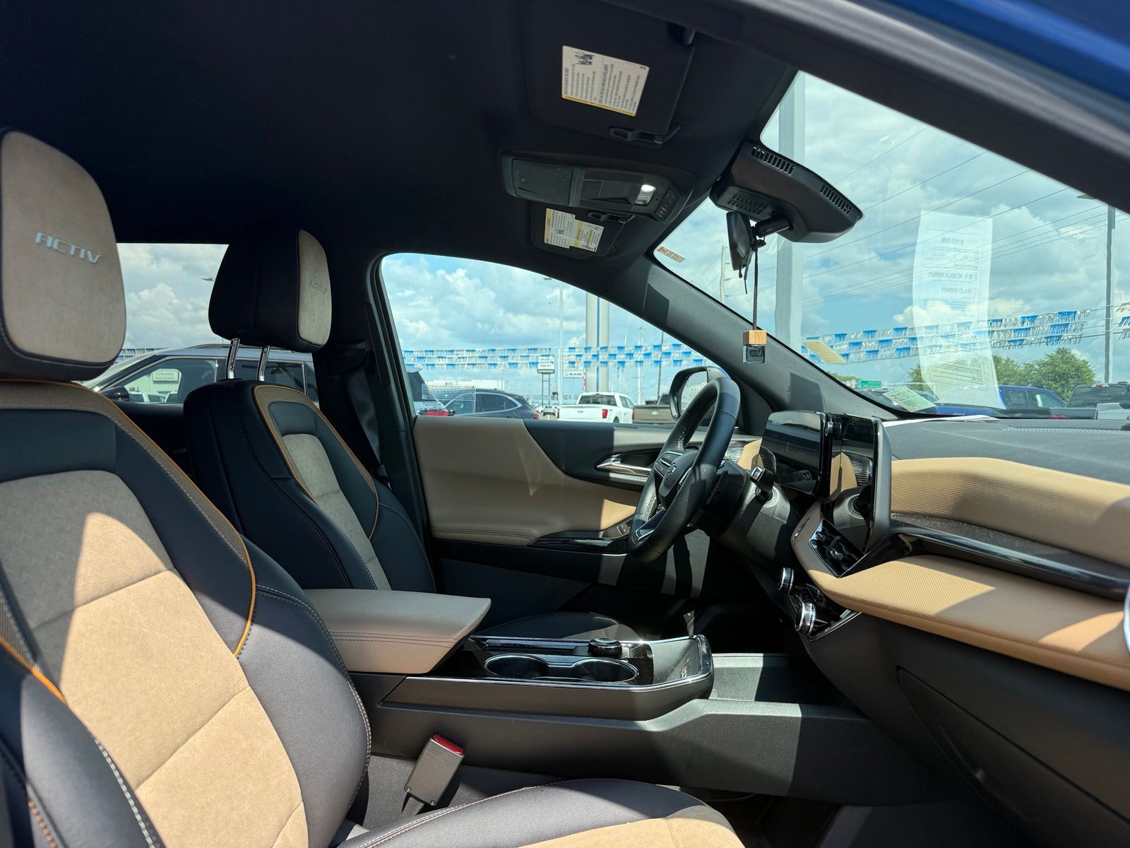 2026 Chevrolet Equinox image 15