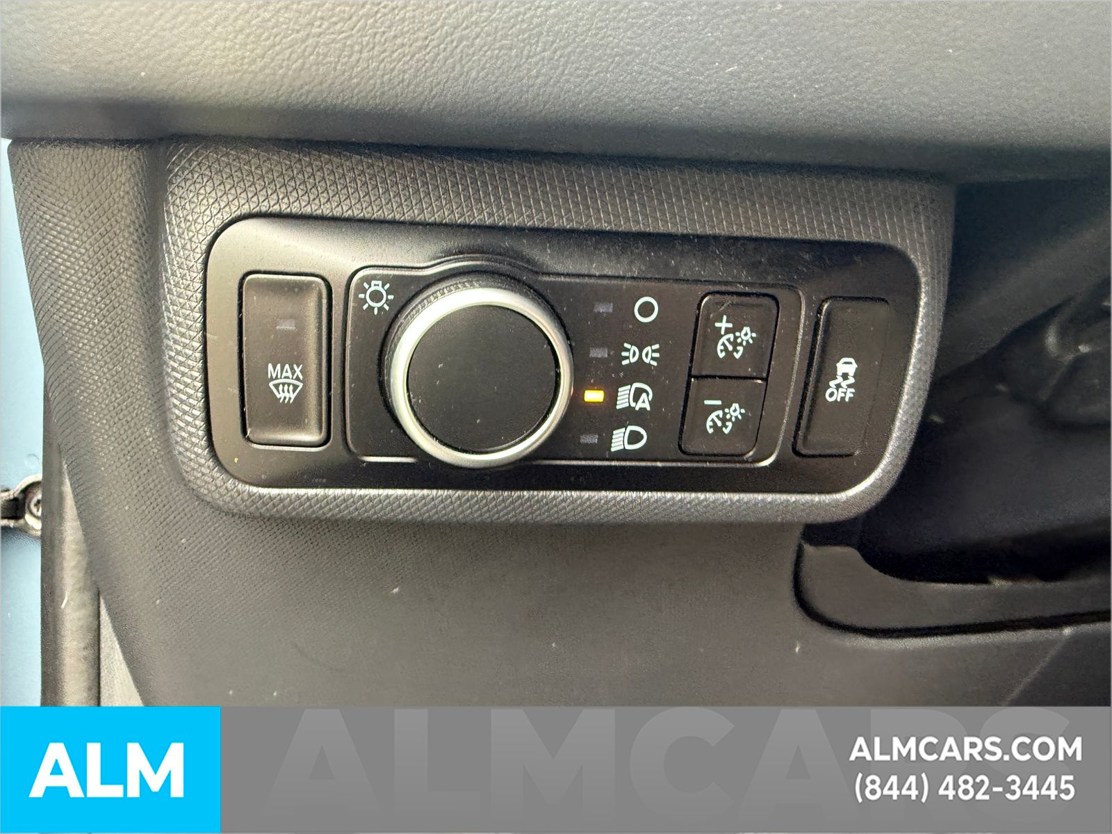 Used 2023 Blue Ford Select image 23