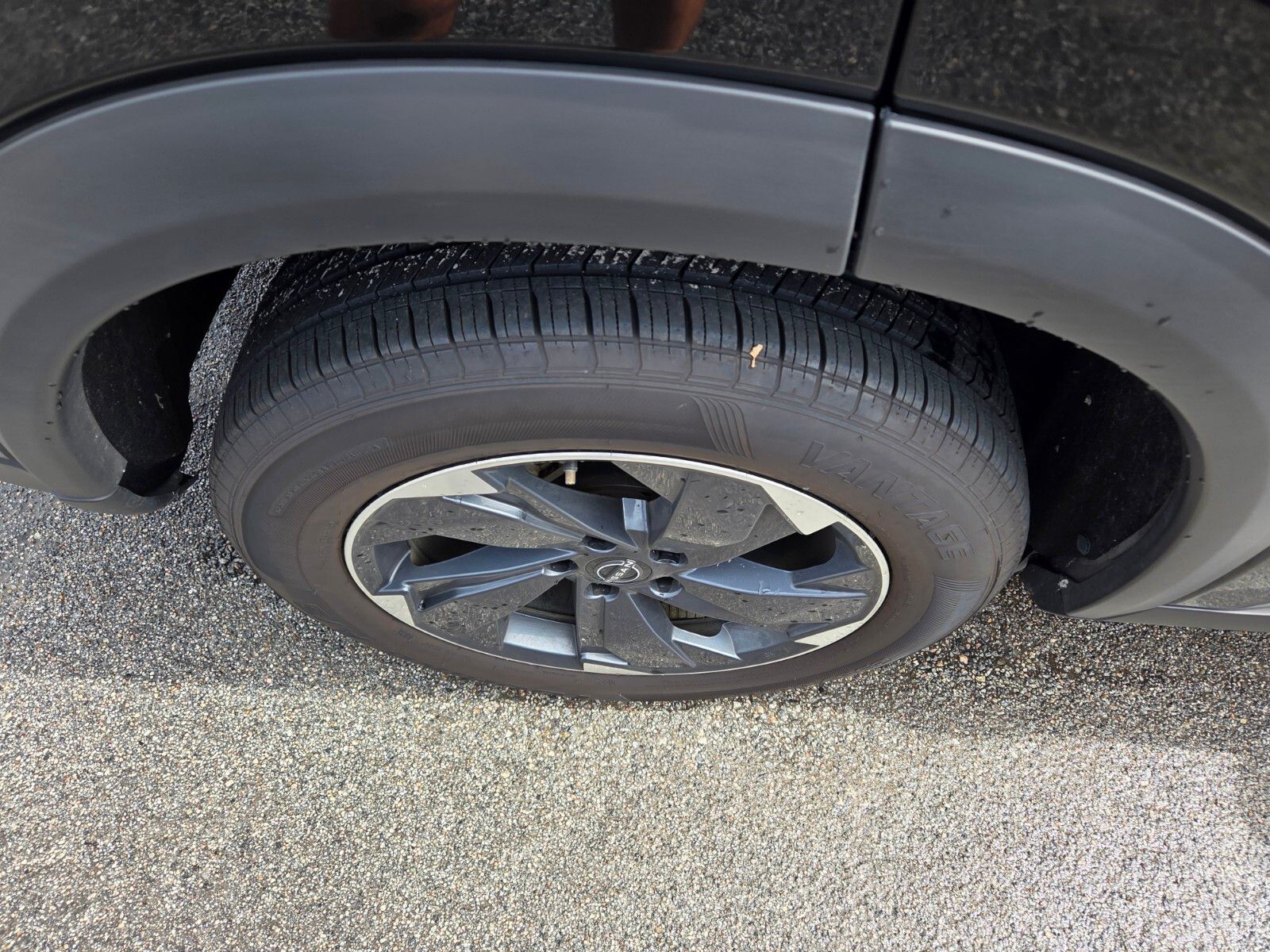 Used 2025 Black Nissan SV image 10
