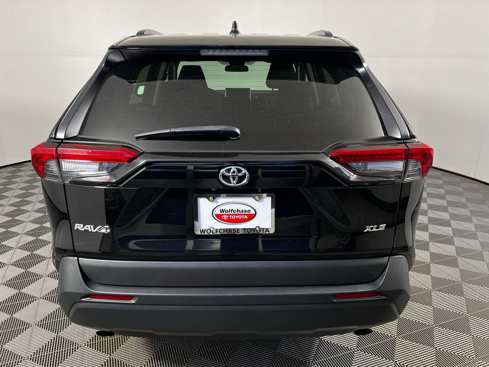 Thumbnail: 2024 Toyota RAV4 - 6