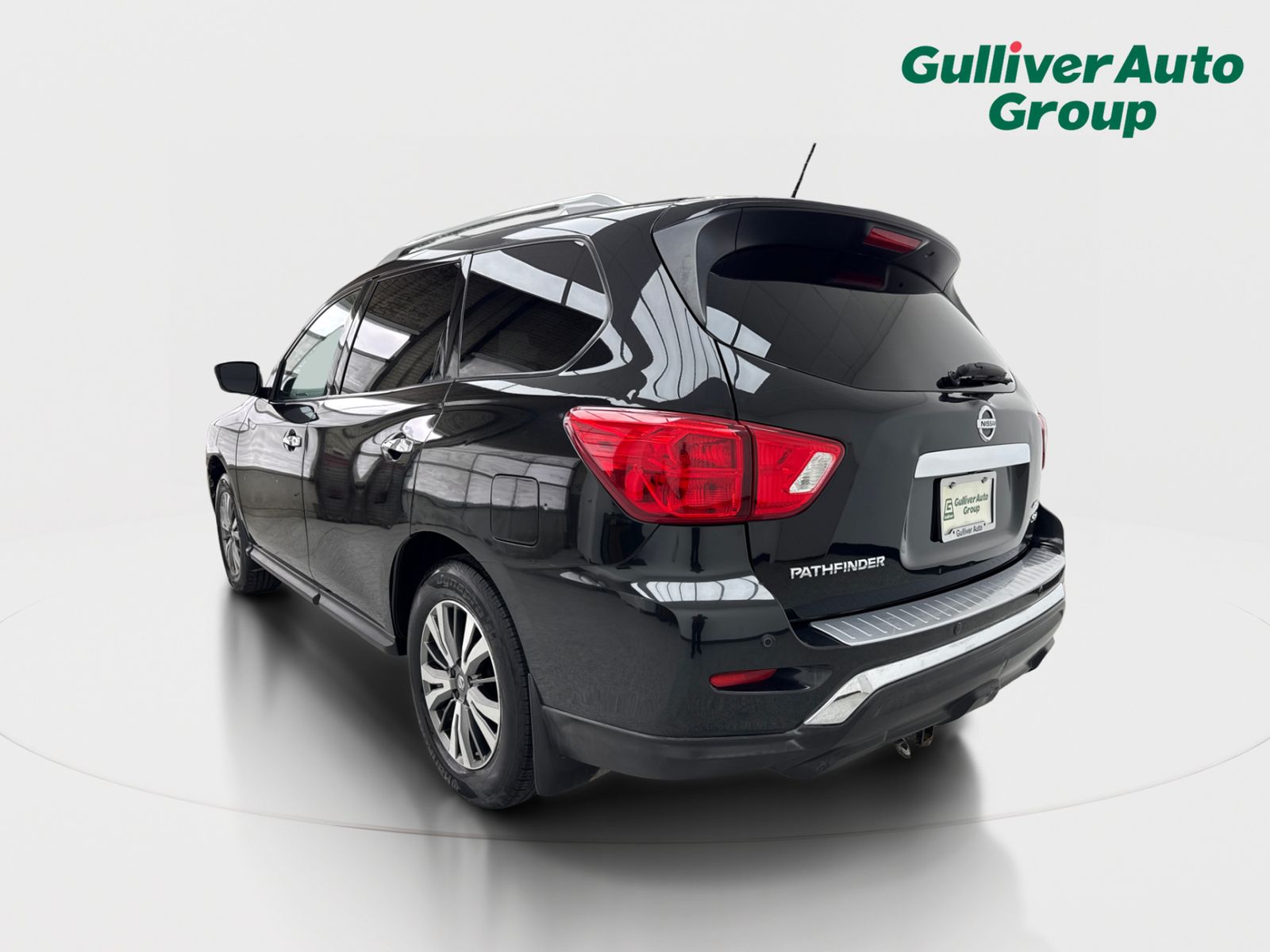 View vehicle photo 5