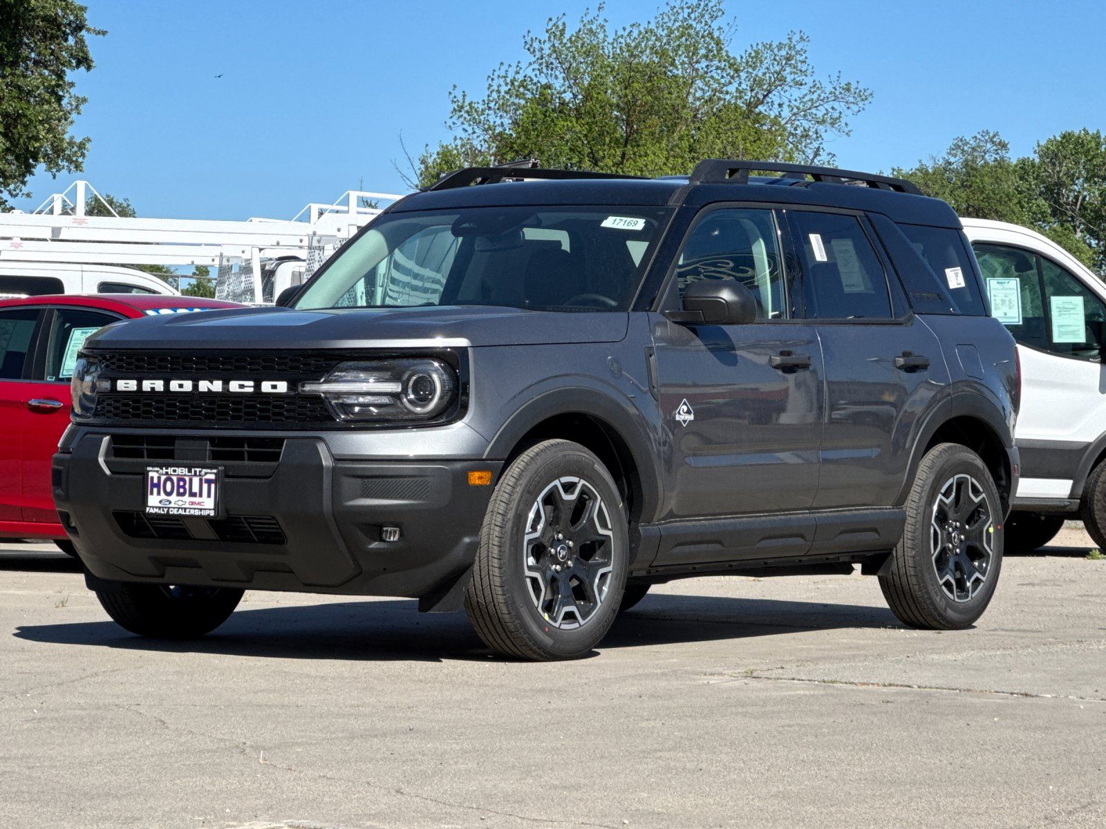 View vehicle photo 7