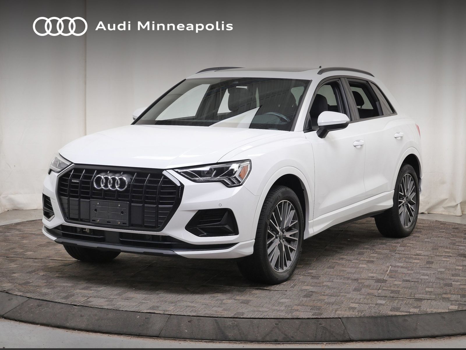 2023 Audi Q3 quattro Premium 40 TFSI