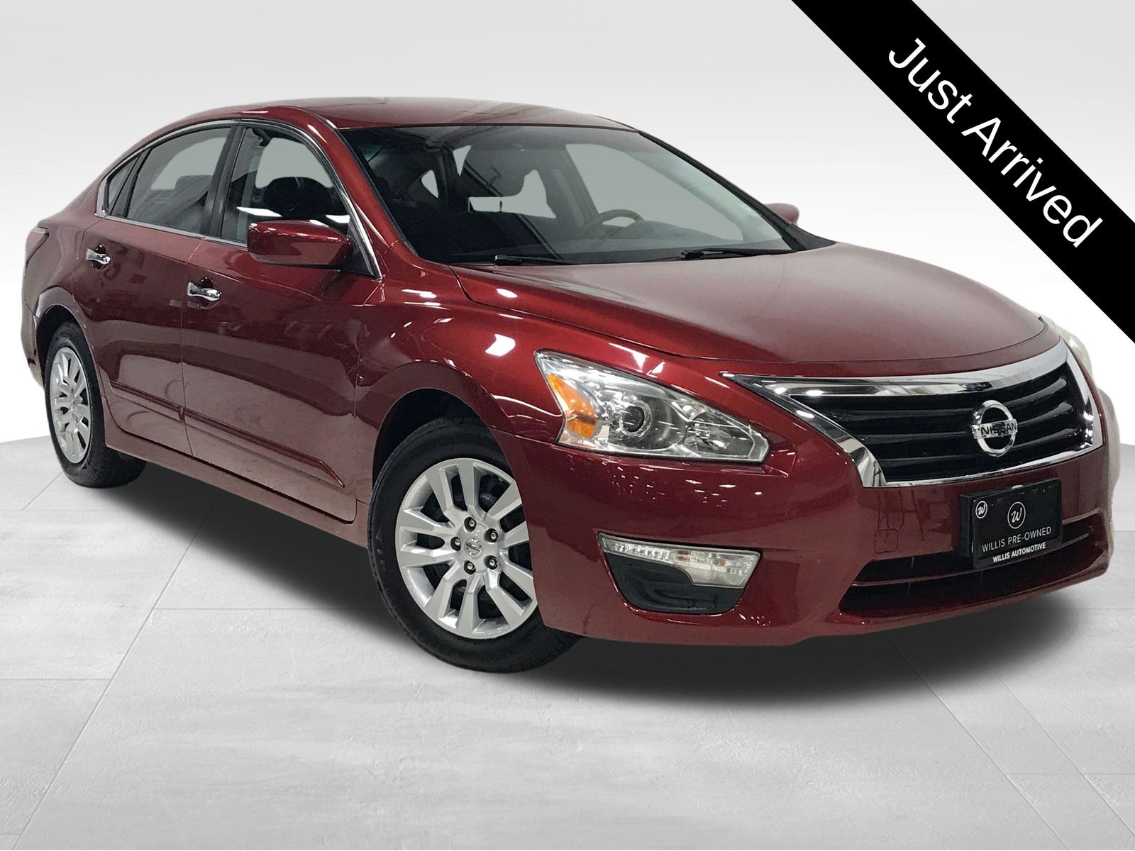 Cayenne Red Pearl 2015 Nissan Altima Sedan Front-Wheel Drive Continuously Variable Transmission