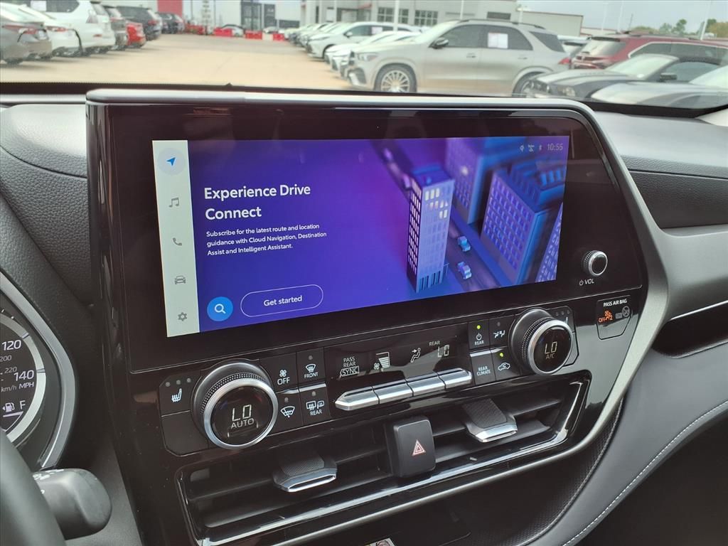 2025 Toyota Highlander XLE  at Don McGill Toyota