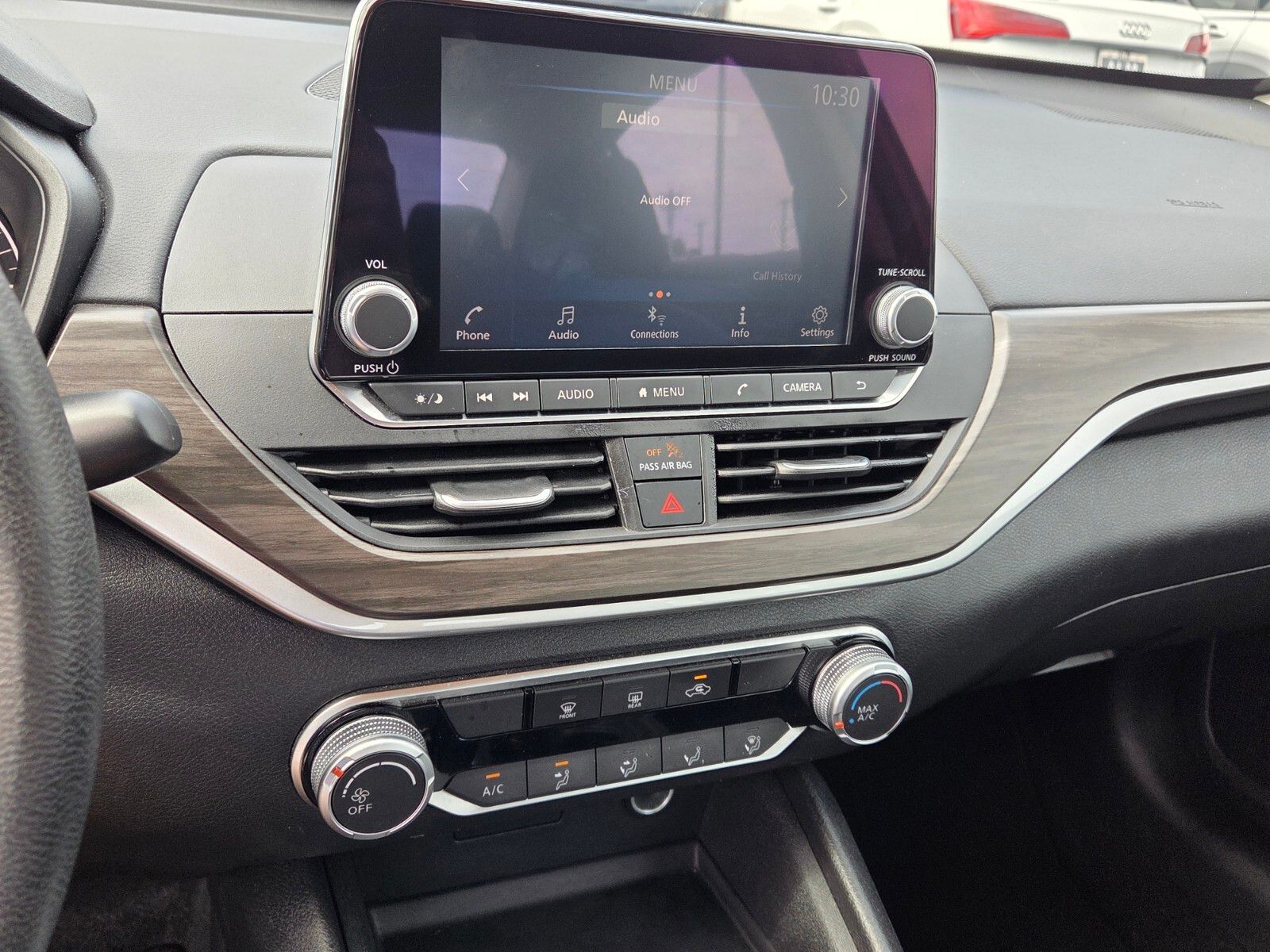 2025 Nissan Altima SV - Photo 18