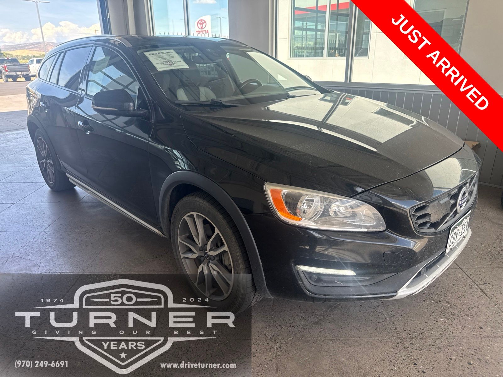  2018 Volvo V60 Cross Country T5 Premier AWD   