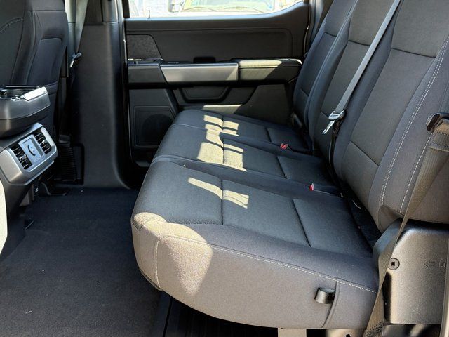New 2026 Avalanche Ford XLT image 13