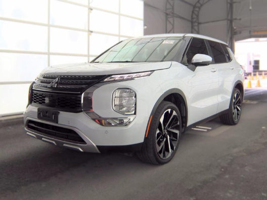 2023 Mitsubishi Outlander SE 2WD's photo