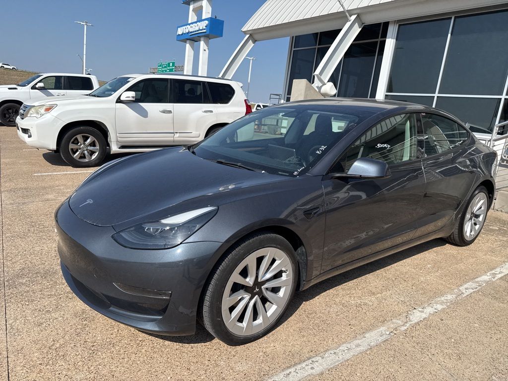 2023 Tesla Model 3 RWD