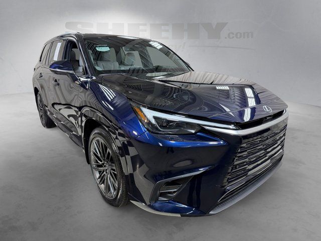 Used 2025  Lexus 350 Luxury image 2