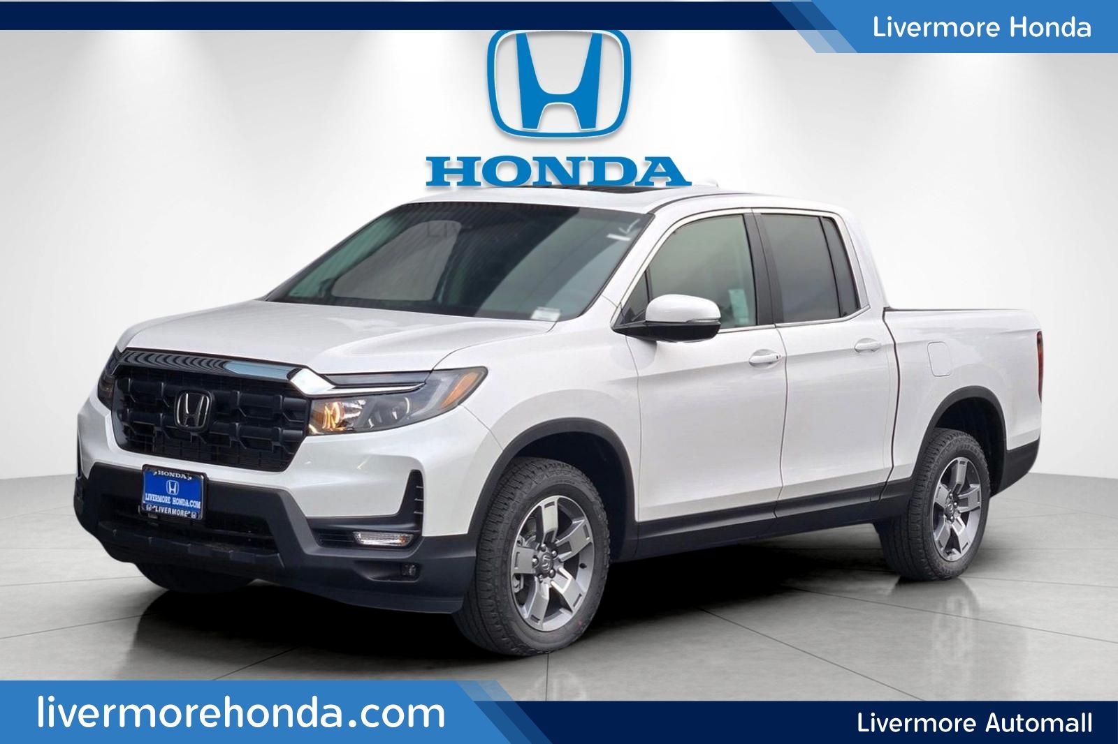Platinum White Pearl 2026 Honda Ridgeline Pickup Truck All-Wheel Drive 9-Speed Automatic