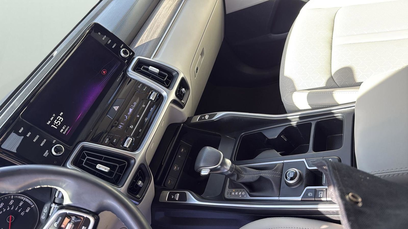 Used Car 2023 Kia Sorento  Ex For Sale Under $30,000 In Austin, Texas