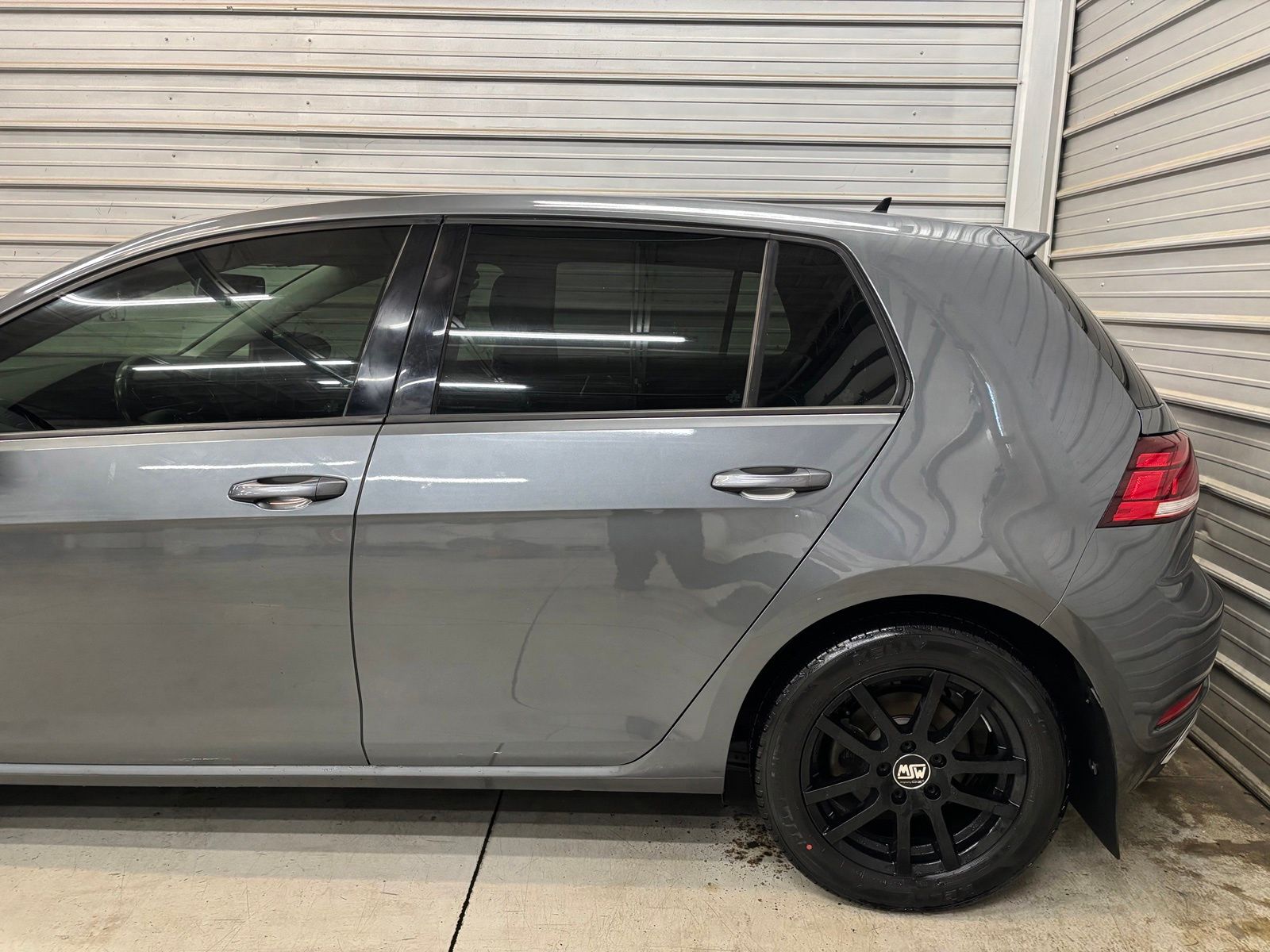 2019 Volkswagen Golf S - Image 5