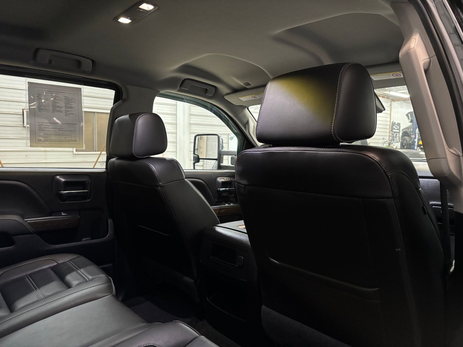 2018 GMC Sierra 3500 Denali HD Denali - Photo 28