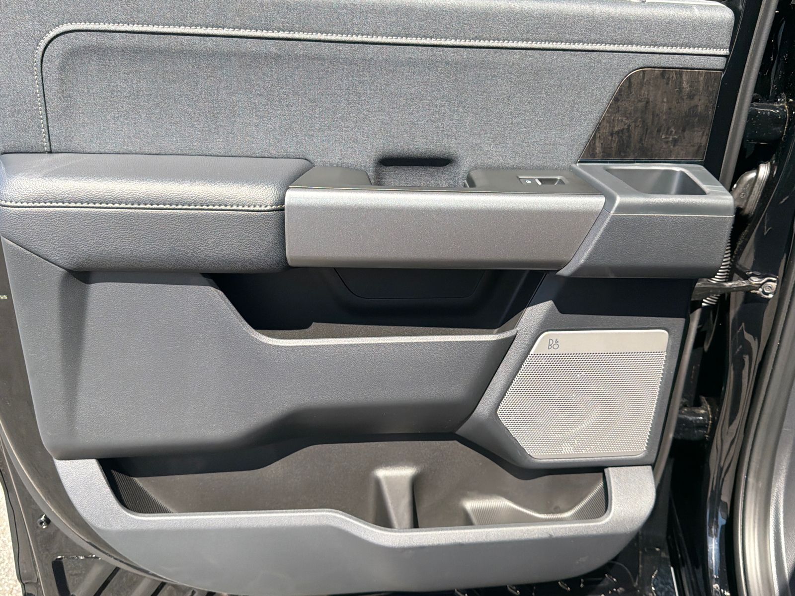 New 2026 Agate Black Metallic Ford F-350® Lariat® image 22