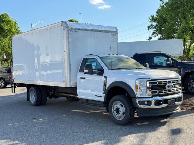 2025 Ford F-600 XL Regular Cab 205-In DRW's photo