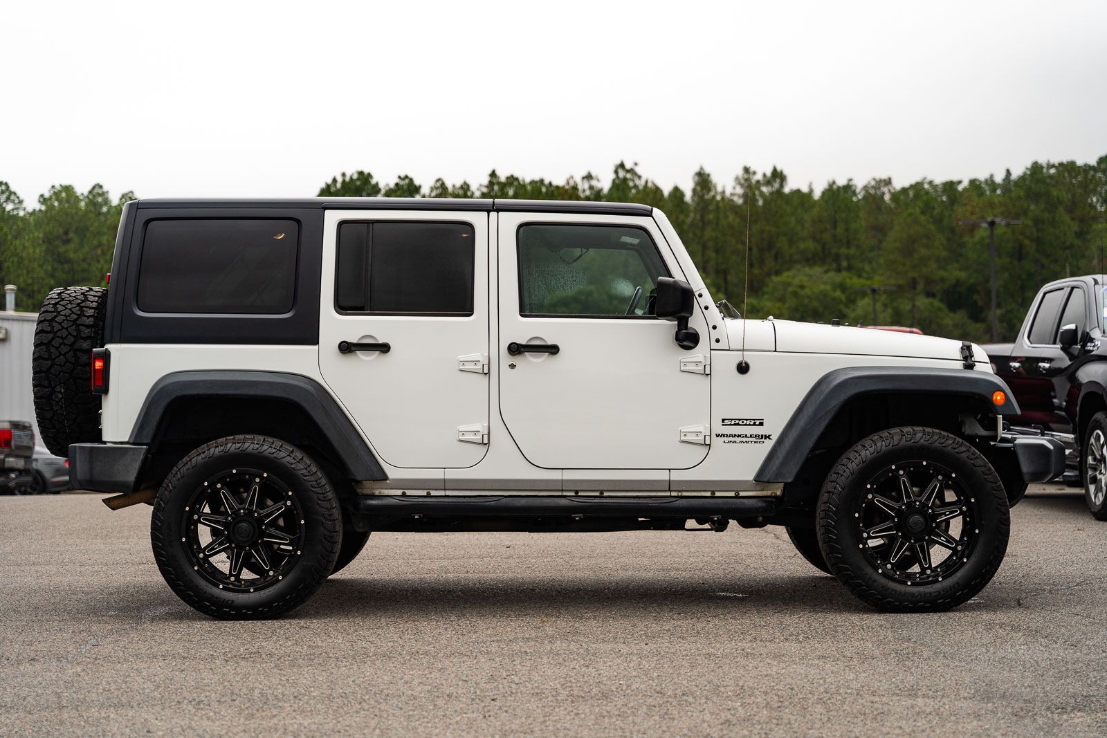 Used 2018 Jeep Wrangler JK SUV
