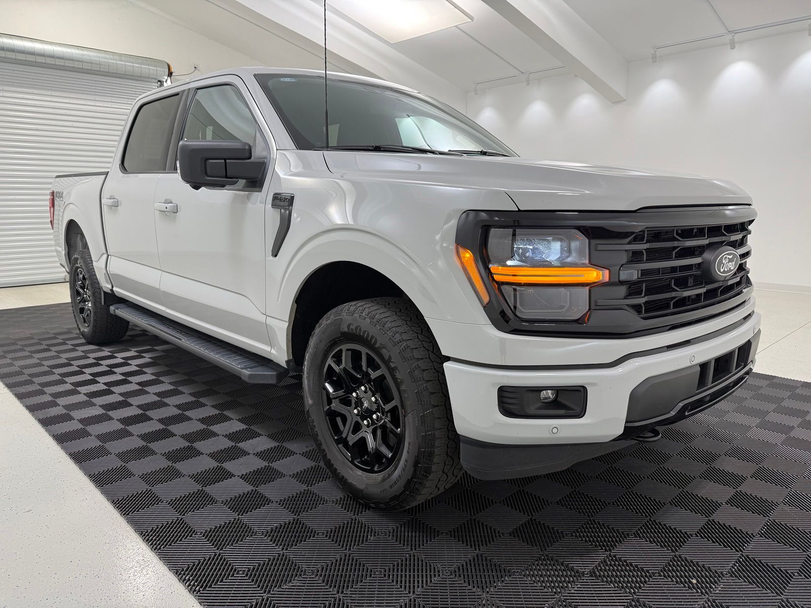 2024 Ford F-150 XLT SuperCrew 4WD