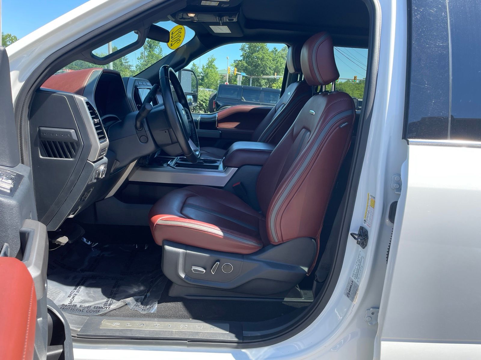 Certified Used 2022 White Metallic Ford Platinum image 8