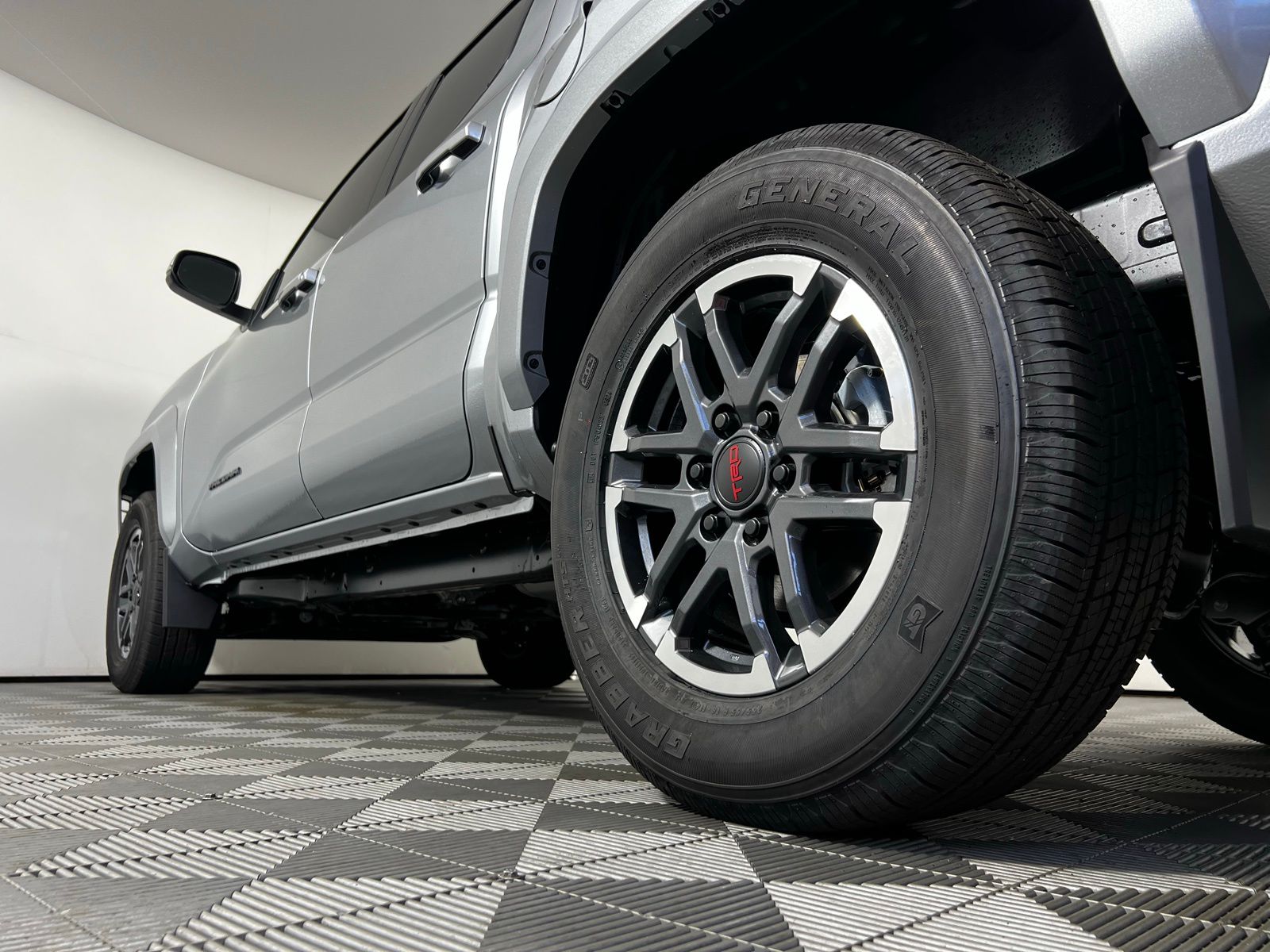 Thumbnail: 2025 Toyota Tacoma - 20