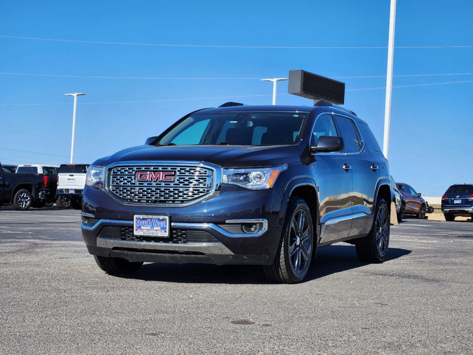 2019 GMC Acadia Denali 3