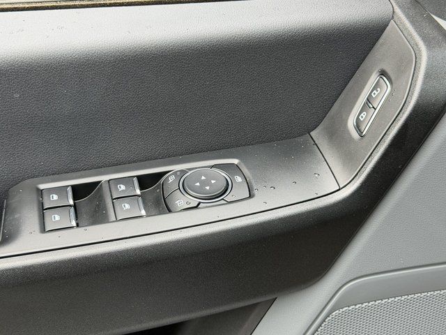 New 2026 Oxford White Ford XL image 36