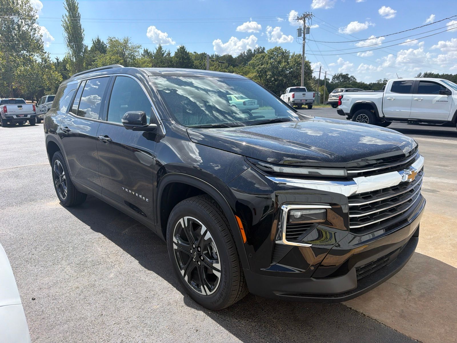 Mosaic Black Metallic 2027 Chevrolet Traverse SUV / Crossover Four-Wheel Drive 8-Speed Automatic