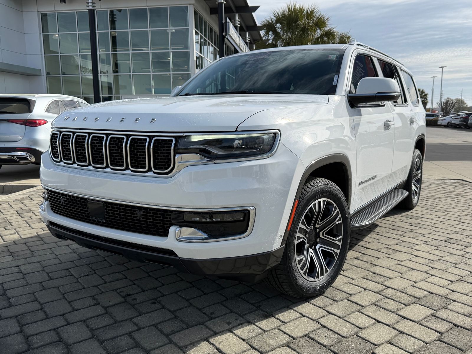 2022 Jeep Wagoneer Series I RWD
