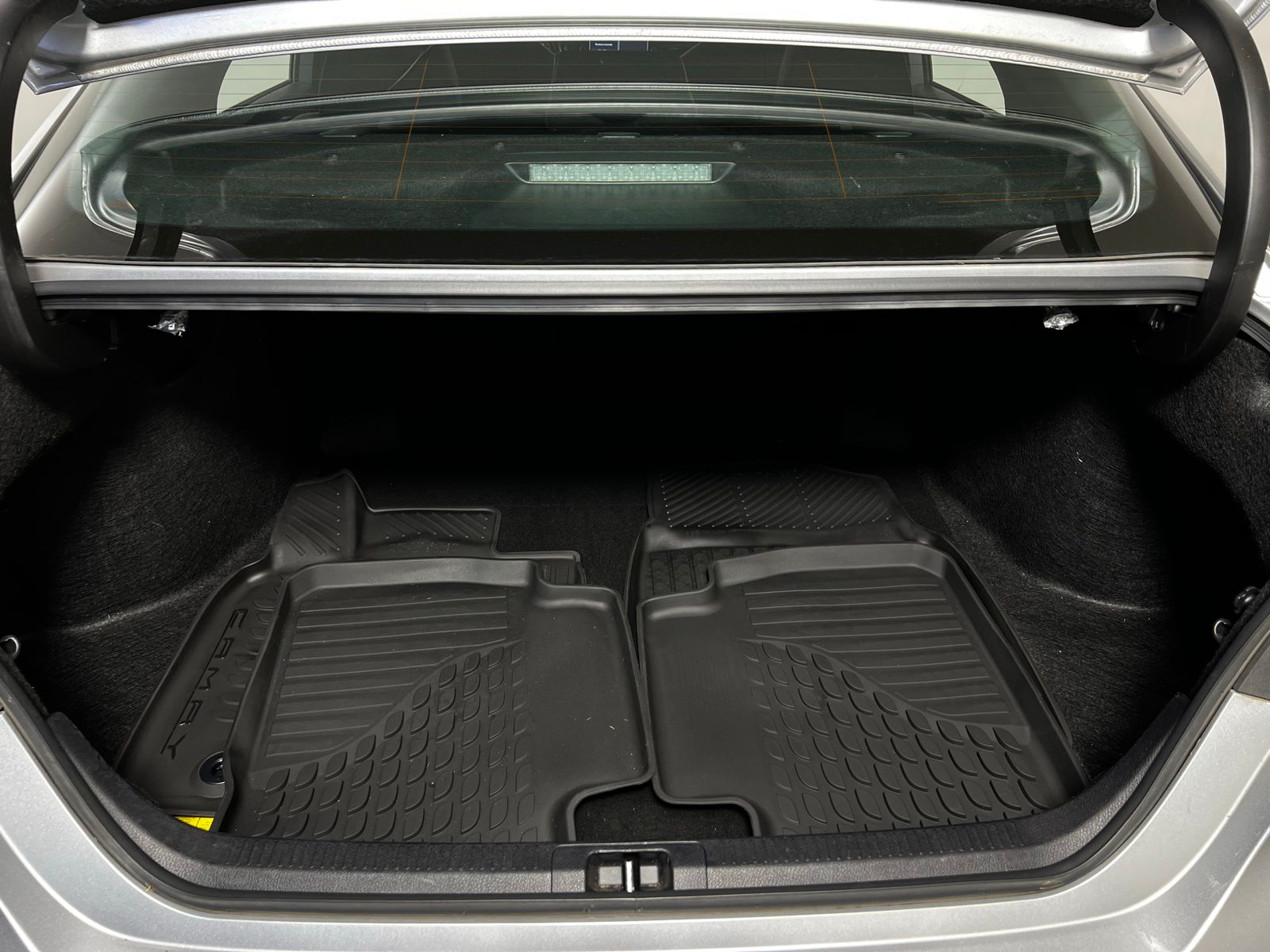 Thumbnail: 2023 Toyota Camry - 20