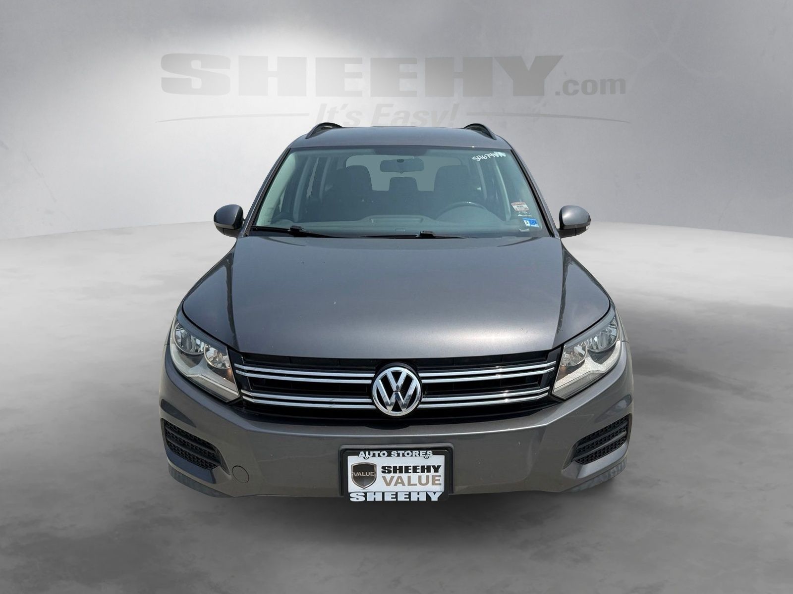 Used 2015 Gray Volkswagen S image 17