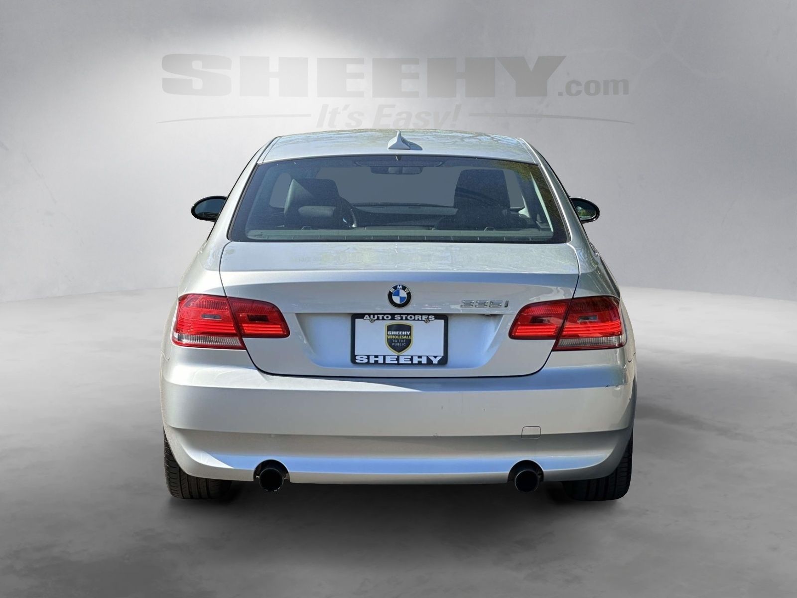 Used 2009 Silver BMW 335i xDrive image 12