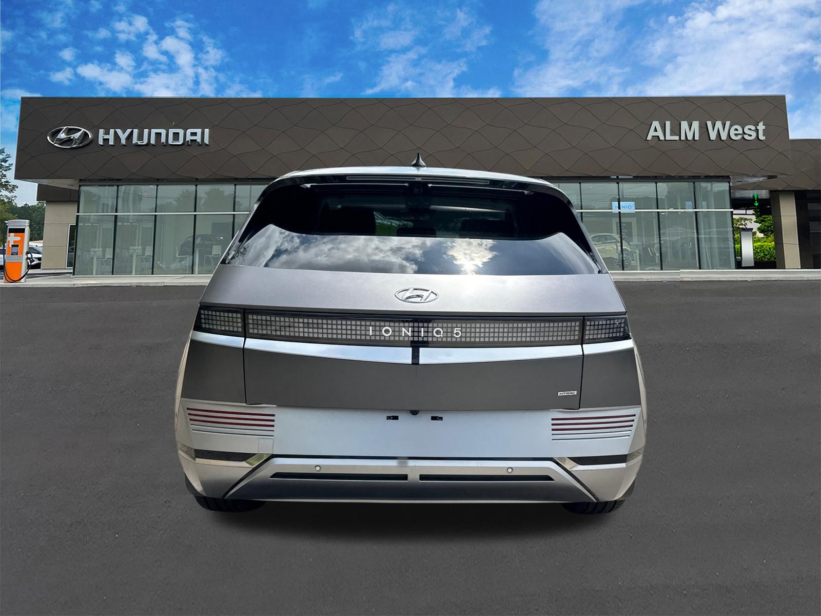Used 2024 Gray Hyundai Limited image 6