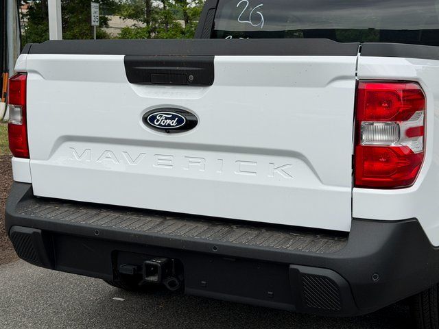 New 2026 Oxford White Ford XLT image 13