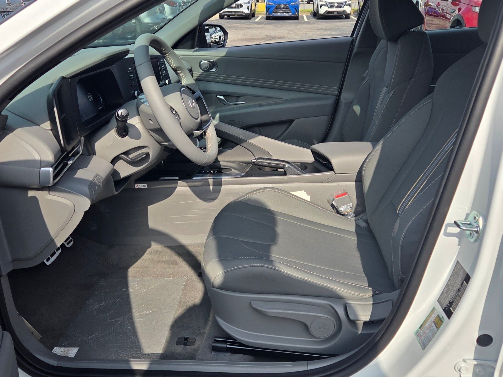 New 2026 White Hyundai SEL Sport image 5