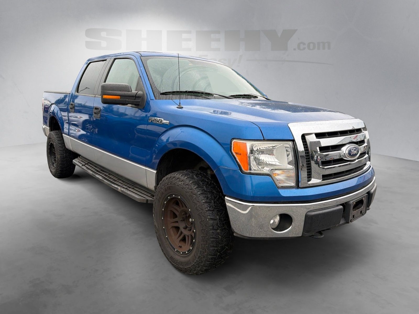 Used 2010  Ford XLT image 2