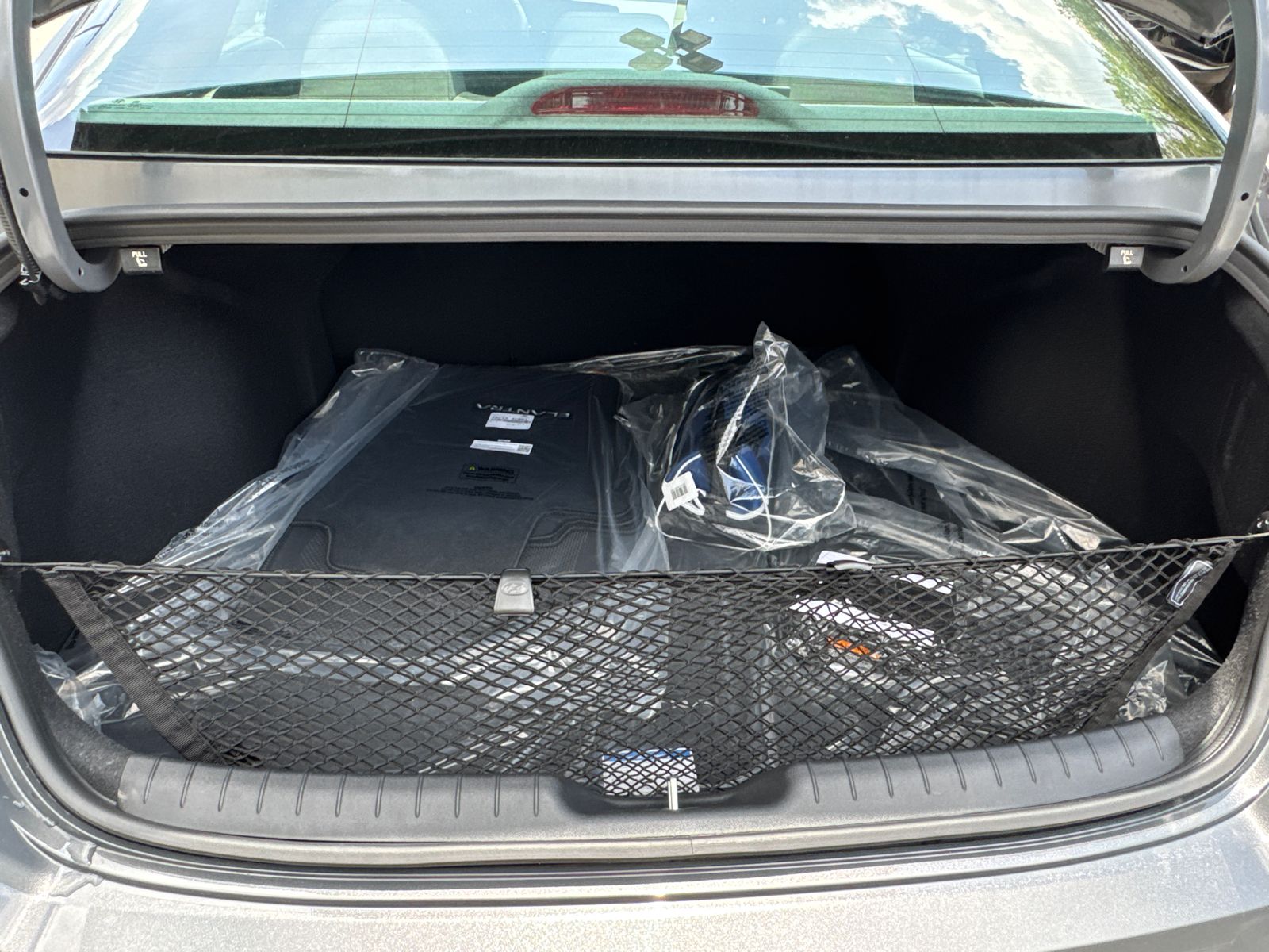 Certified Used 2025 Gray Hyundai SEL Sport image 18