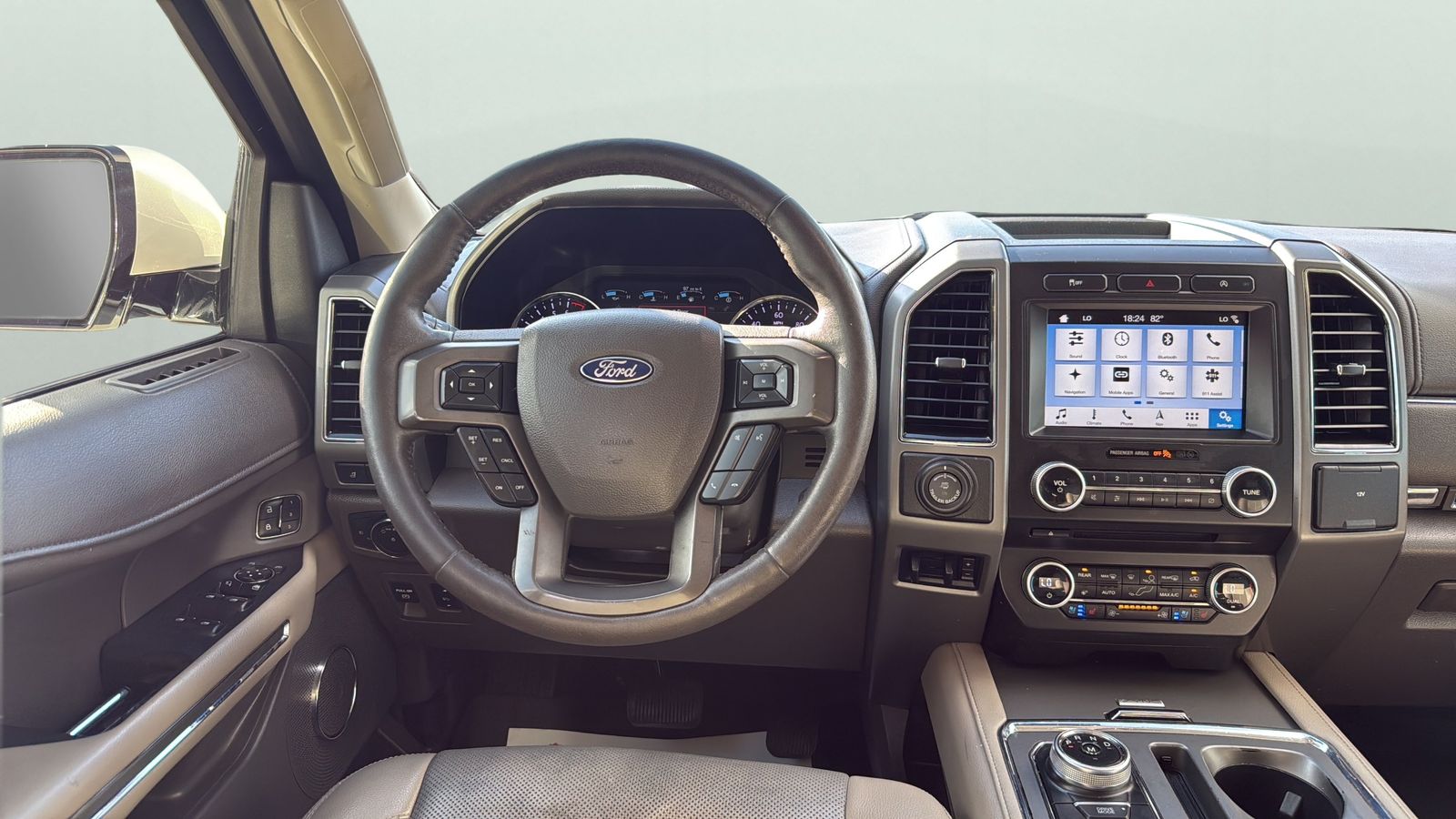 Used Car 2018 Ford Expedition  Xlt For Sale Under $25,000 In Austin, Texas