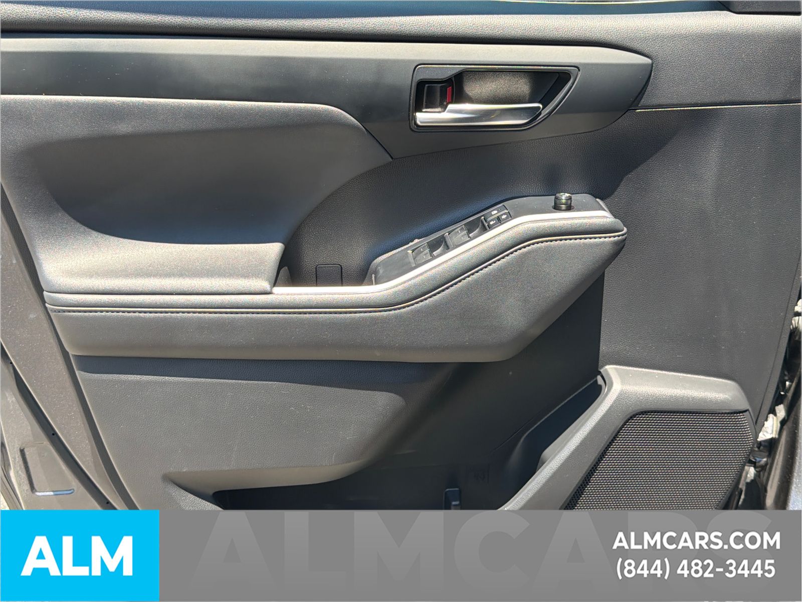 Used 2022 Gray Toyota XLE image 11