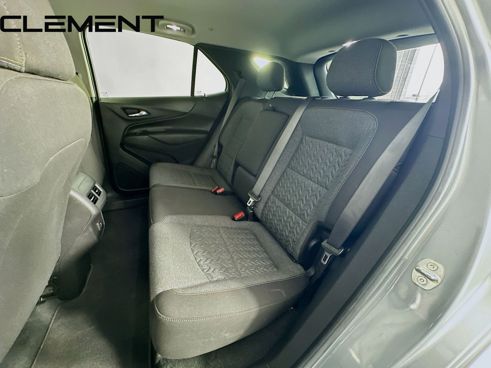 used 2023 Chevrolet Equinox car, priced at $19,299