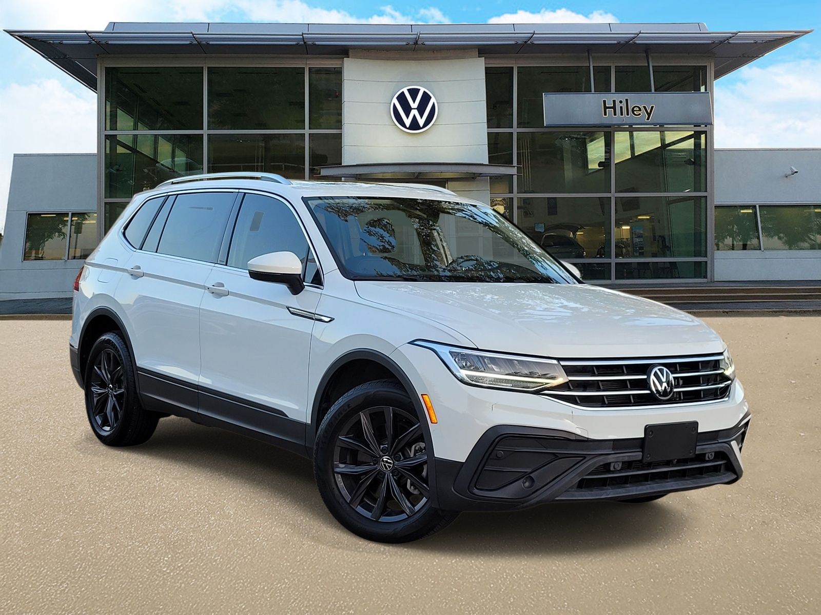 2024 Volkswagen Tiguan 2.0T SE