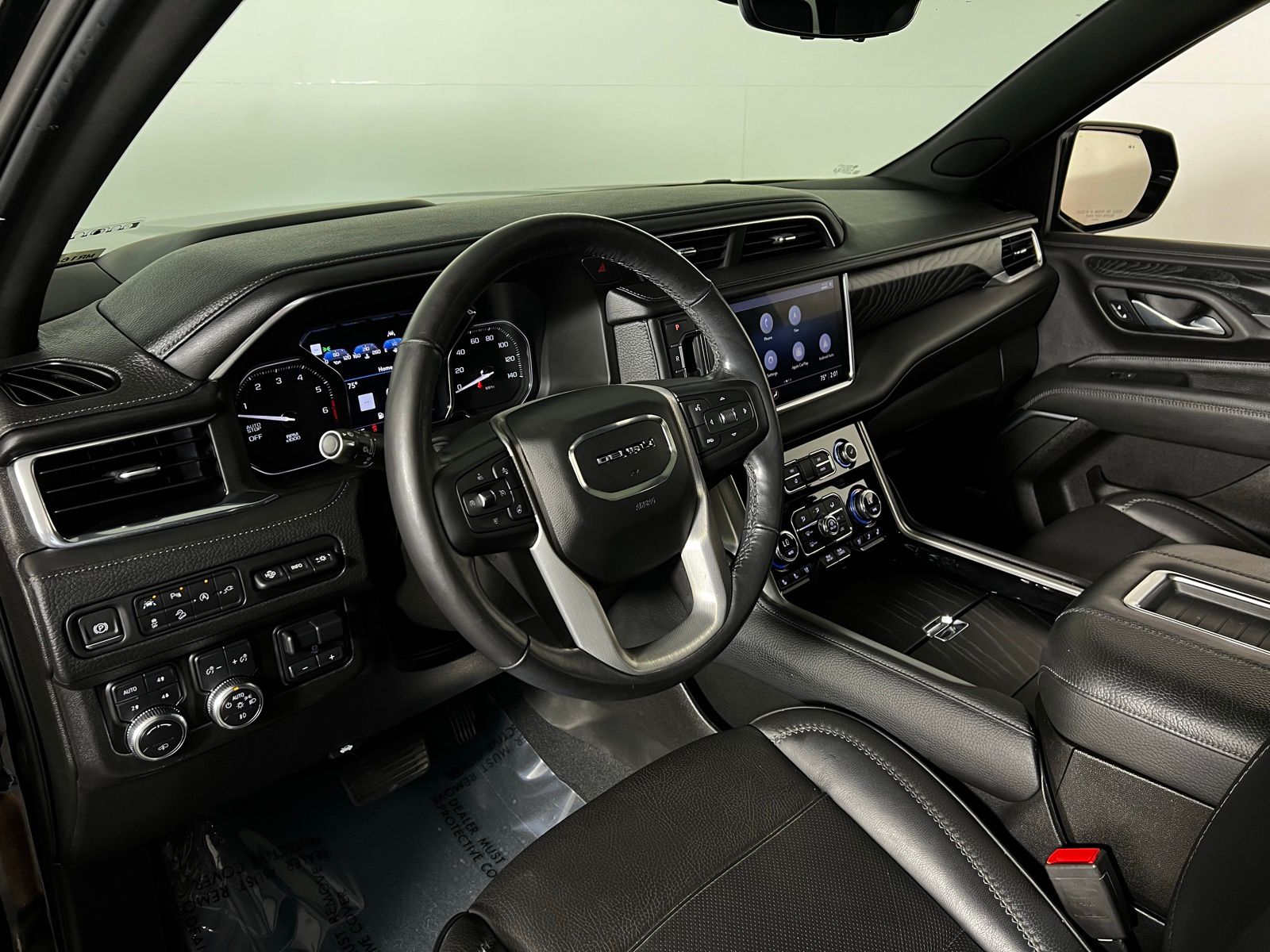 2021 GMC Yukon Denali 9