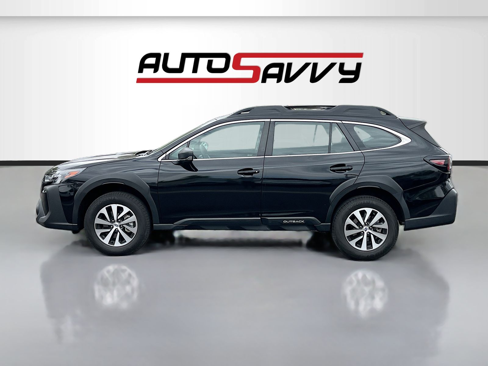Used 2023 Black Subaru 2.5i image 4