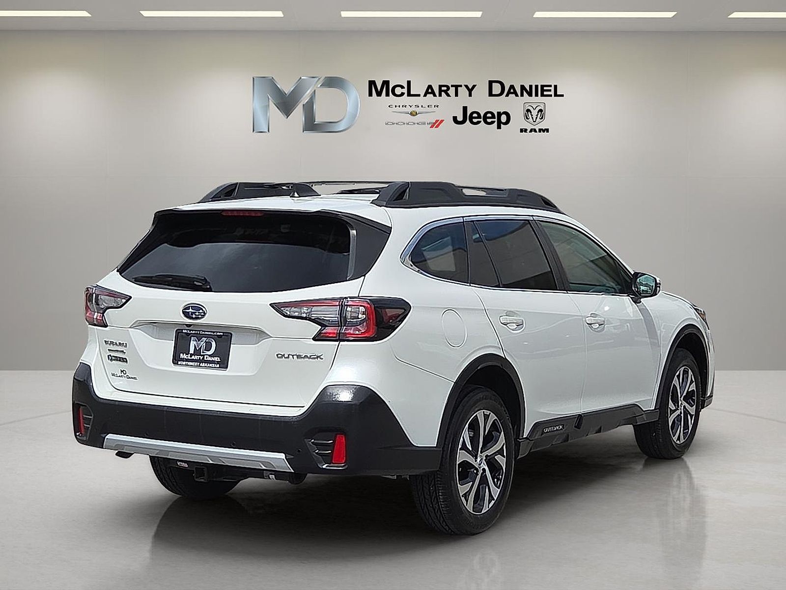 View vehicle photo 5