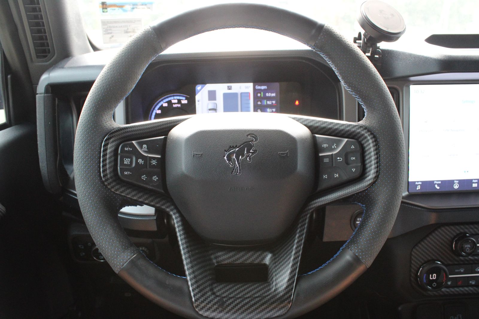 Used 2021 Blue Ford Outer Banks image 17