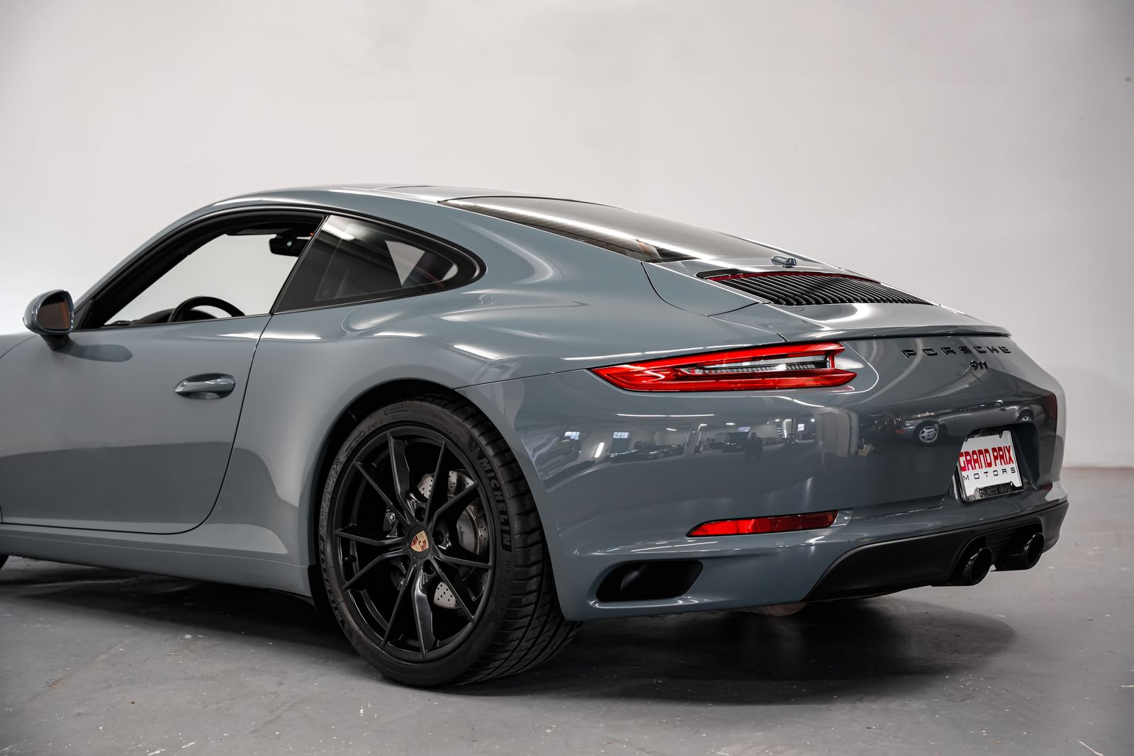 2018 Porsche 911 Carrera — photo 31