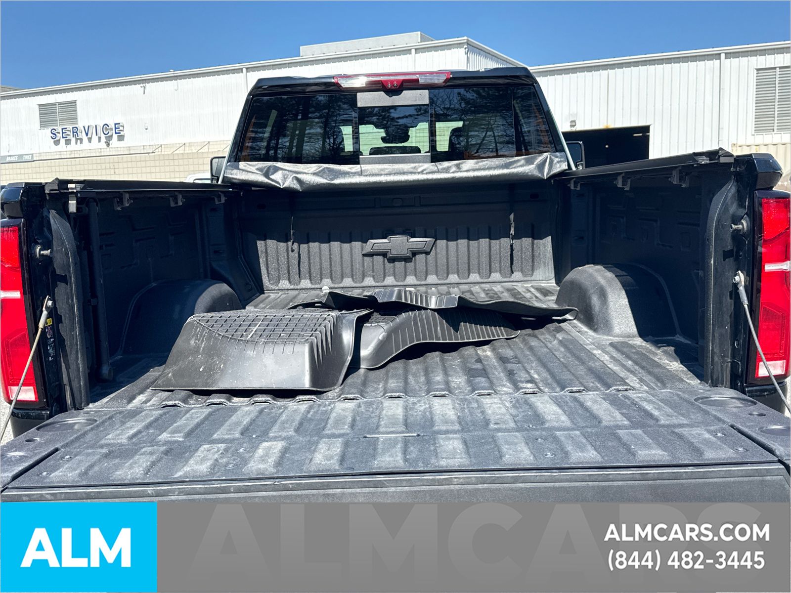 Used 2025 Black Chevrolet ZR2 image 23