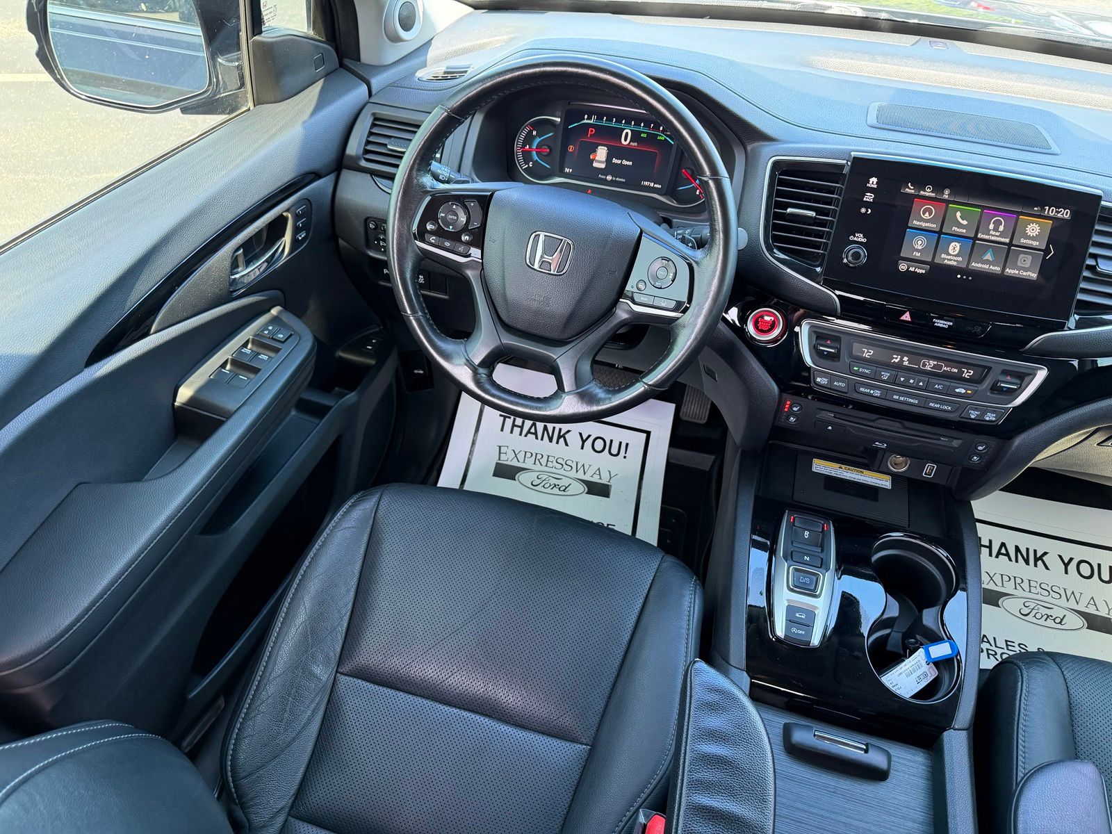 2019 Honda Pilot image 17