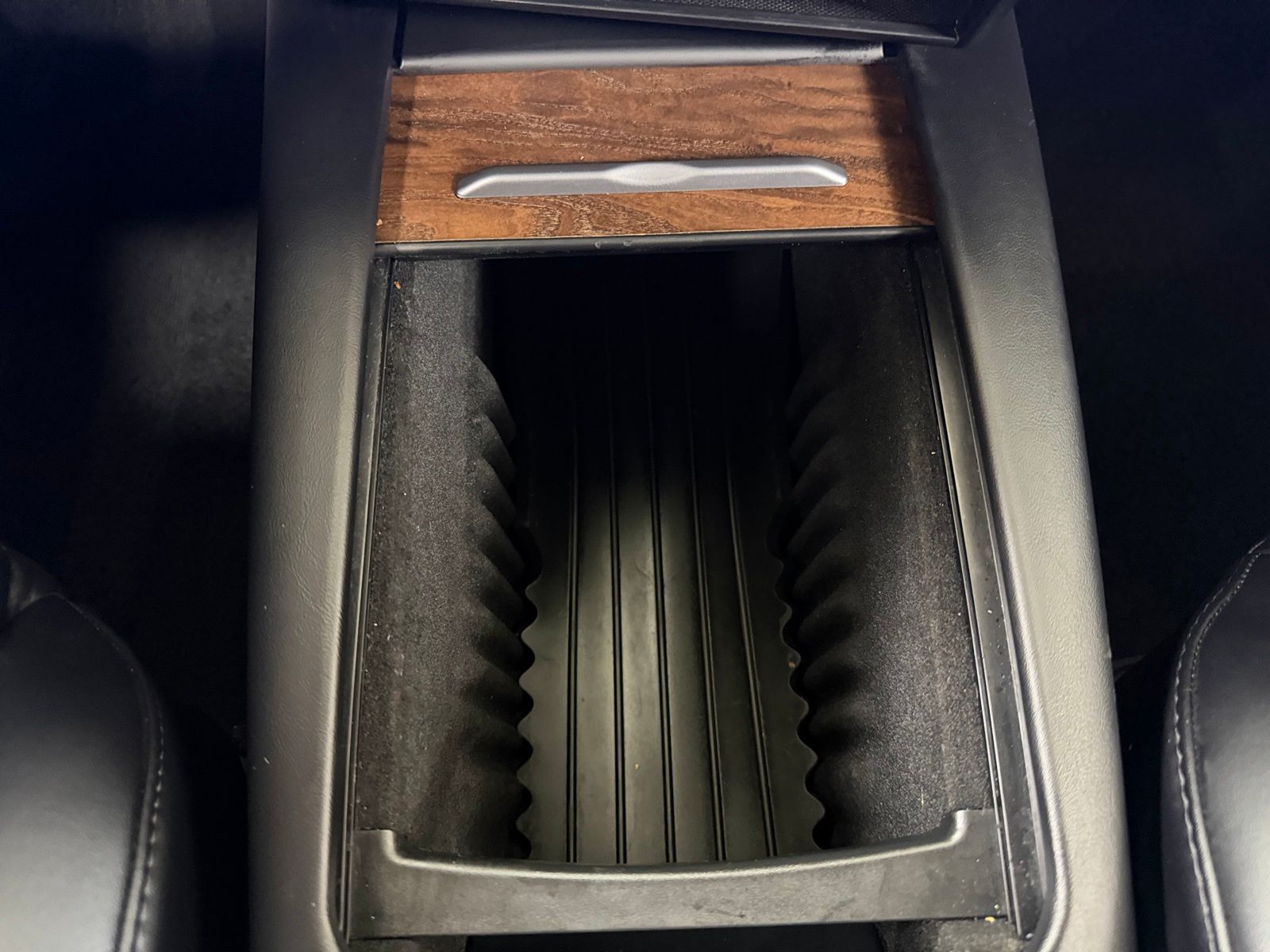 Used 2021  Tesla Long Range image 19