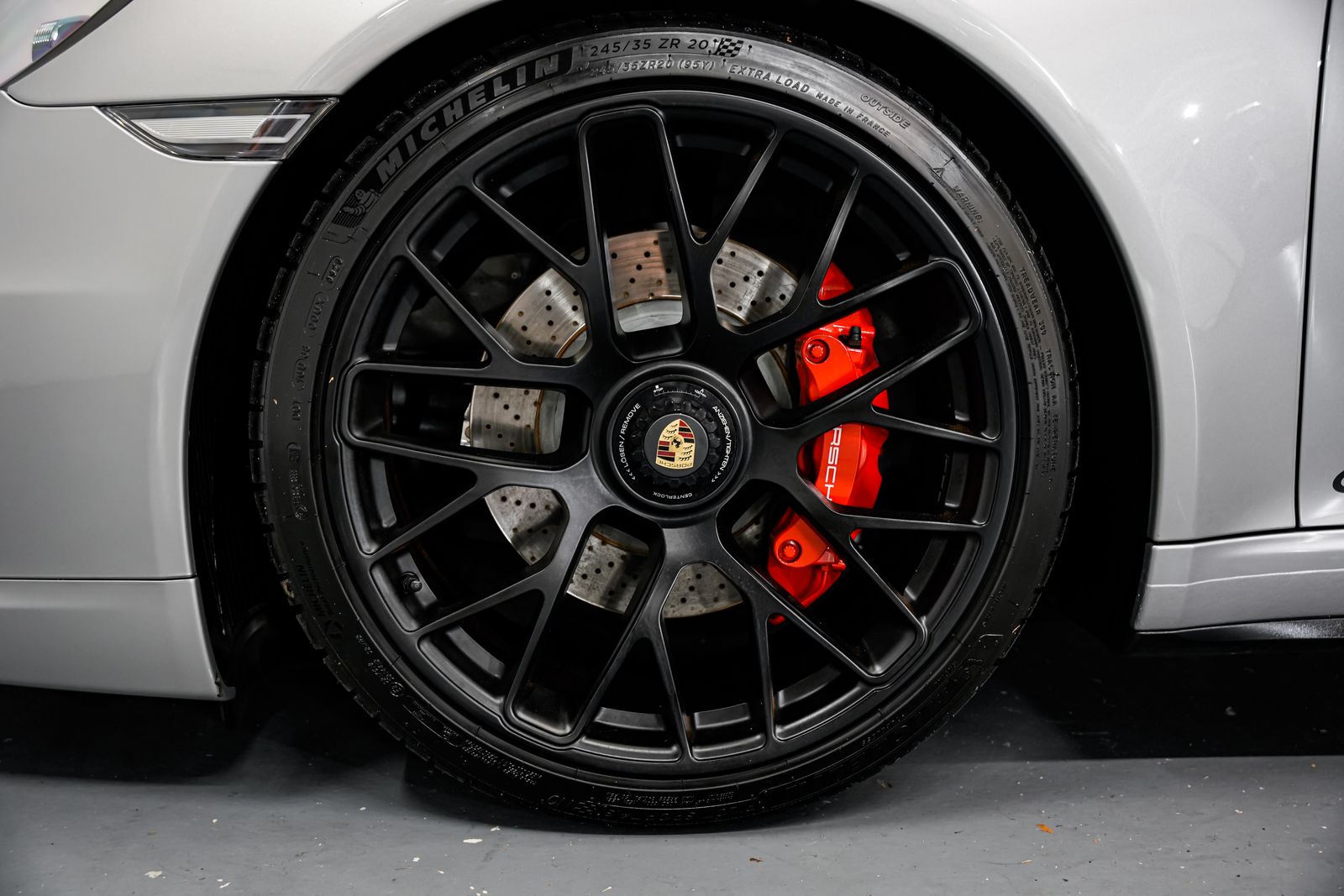 2015 Porsche 911 Carrera GTS — photo 45